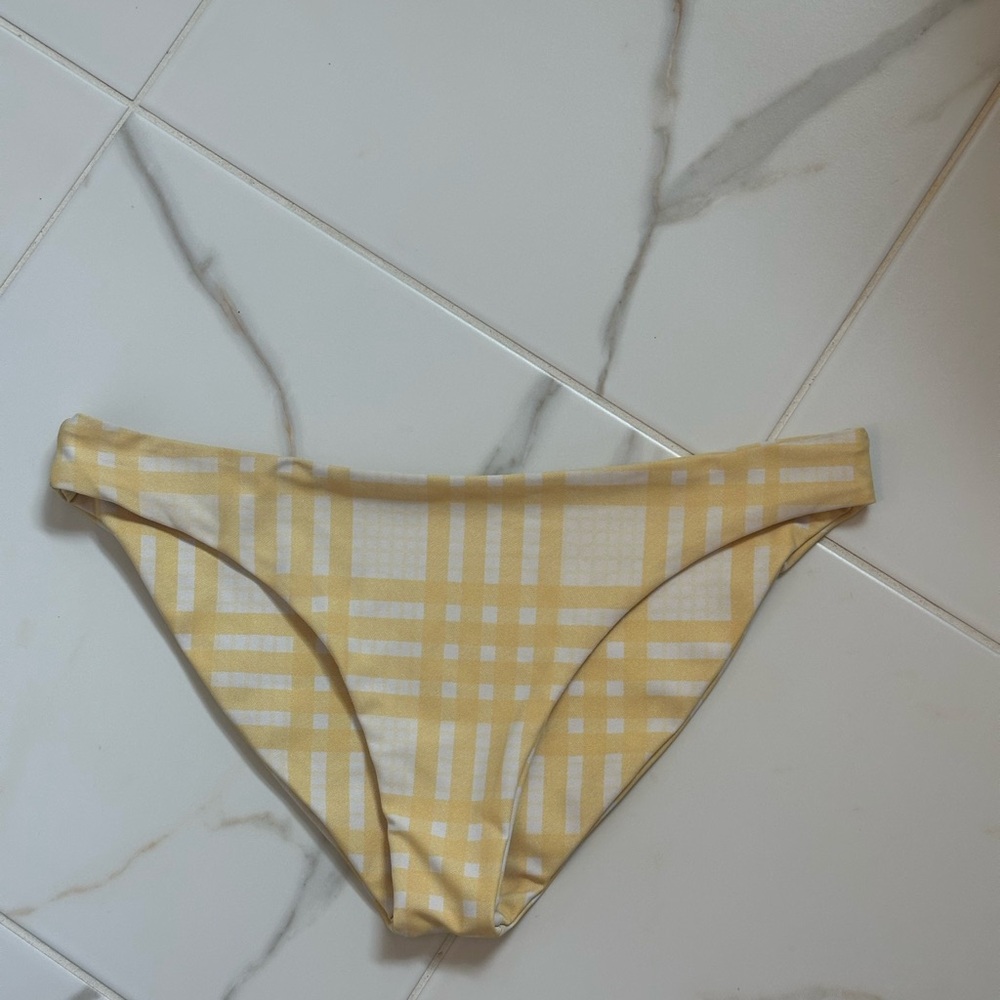 Skatie - Gingham Bottom